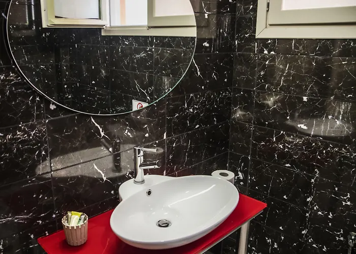 招待所 Asimoni 4*