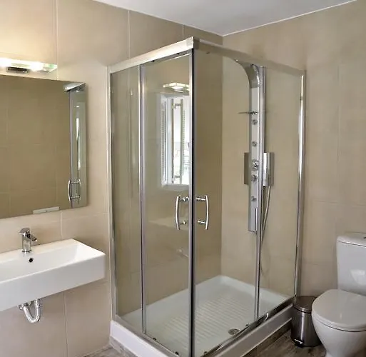 招待所 Asimoni 纳夫普利翁