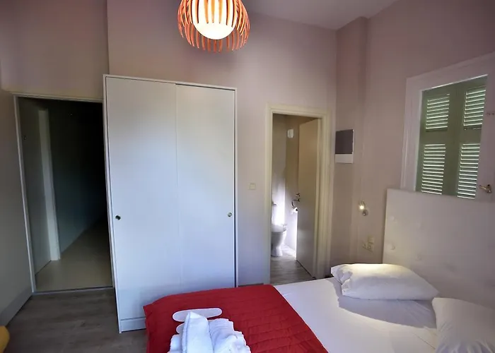 招待所 Asimoni 4*